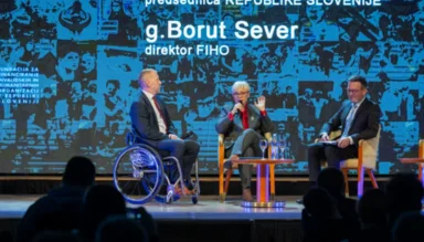 Predsednica gostja okrogle mize »Partnerstvo za prihodnost - Podpora FIHO spreminja življenja«