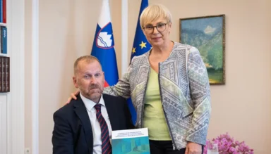 Predsednica republike sprejela vodstvo FIHO