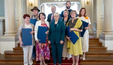 Nesebična dejanja, ki gradijo skupnost